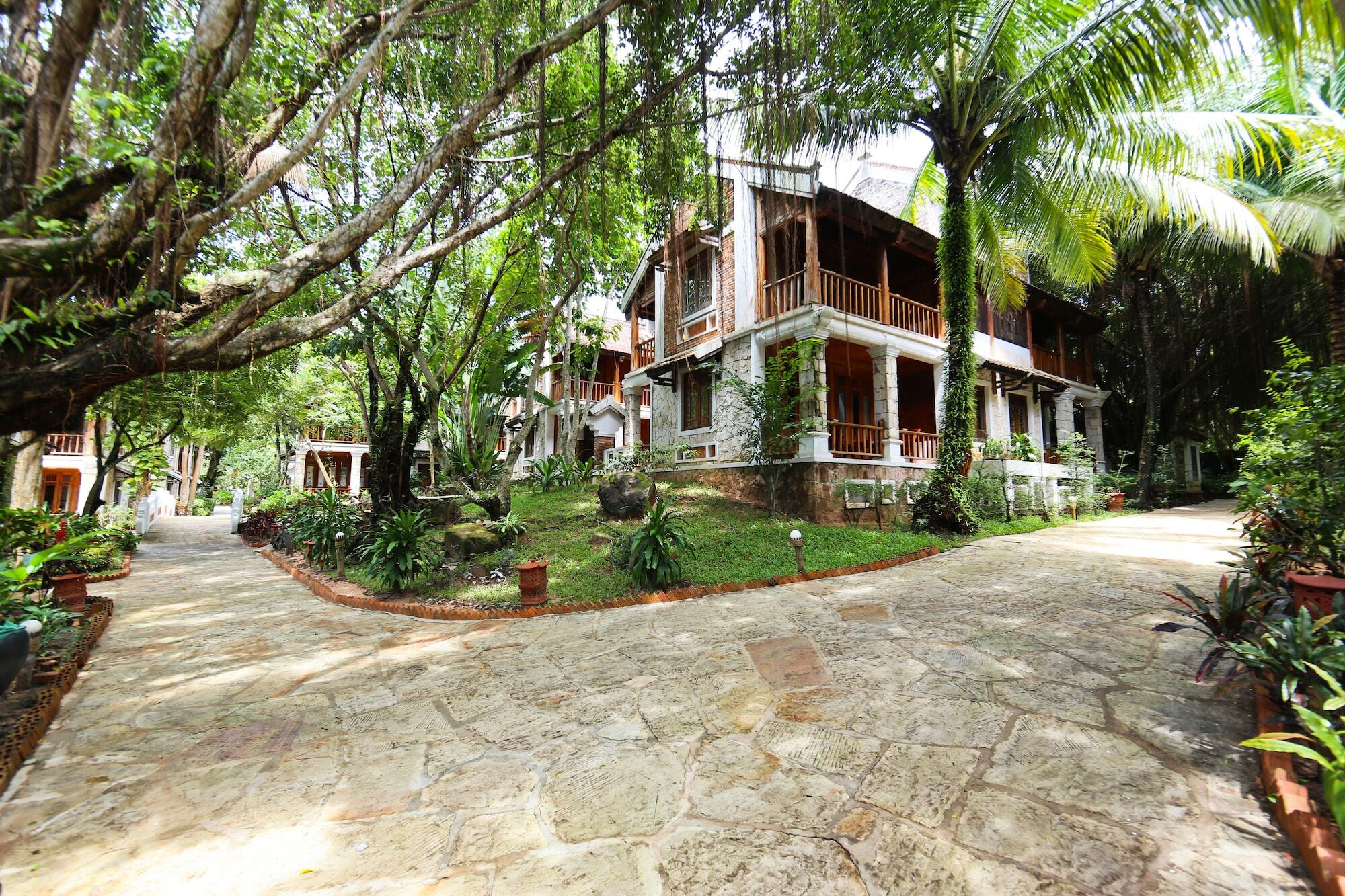 Ancient Village Phu Quoc Resort מראה חיצוני תמונה